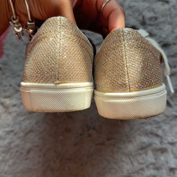 express gold sneakers - Picture 3 of 4